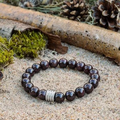 Náramek s Granátem