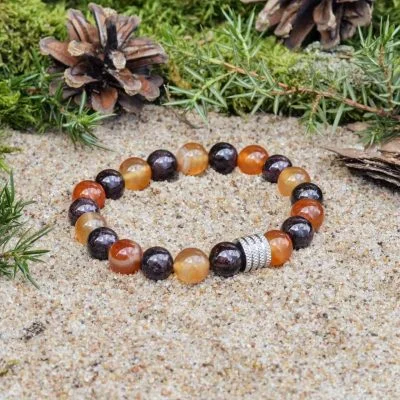 Náramek z granátu a karneolu